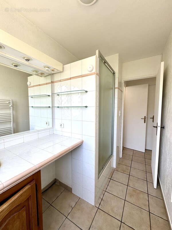 Appartement à SIX-FOURS-LES-PLAGES