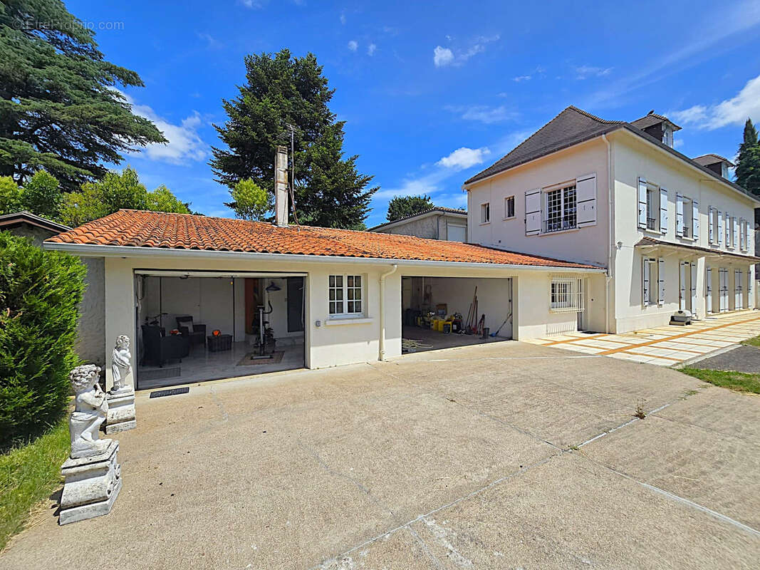 Maison à VILLENEUVE-SUR-LOT