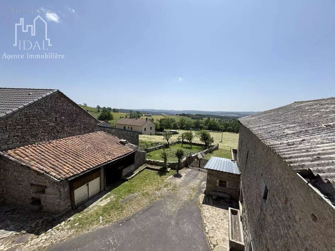Maison à SAINT-LEGER-DU-MALZIEU