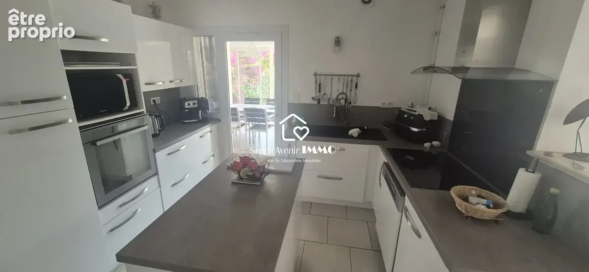Maison 6 pièces 164 m² à vendre à Six-Fours-Les-Plages (83140) - photo 6
