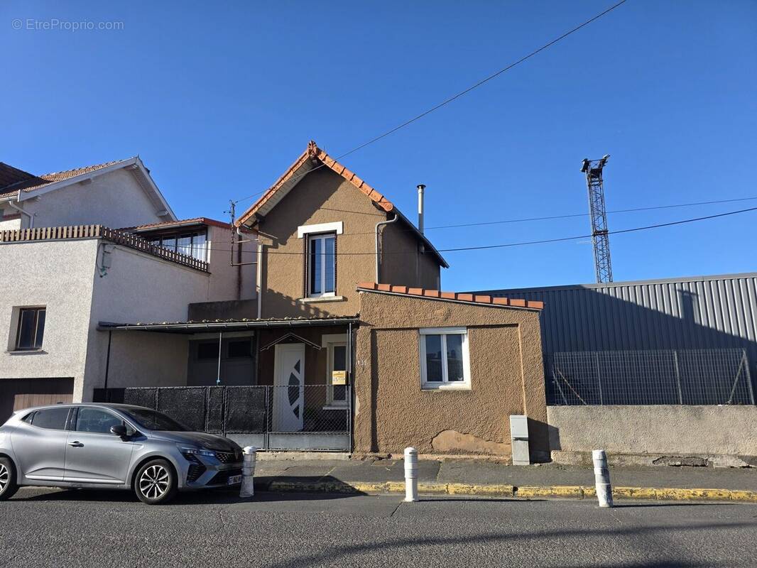 Maison à CLERMONT-FERRAND