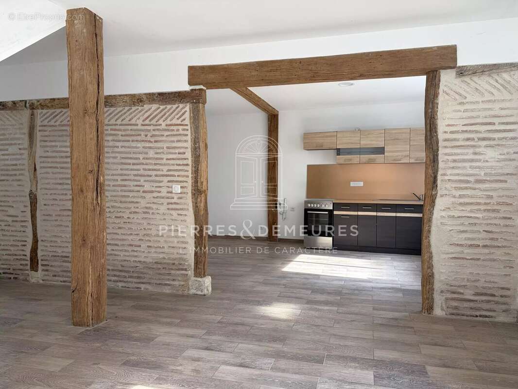 Maison à CHATEAUNEUF-SUR-CHER