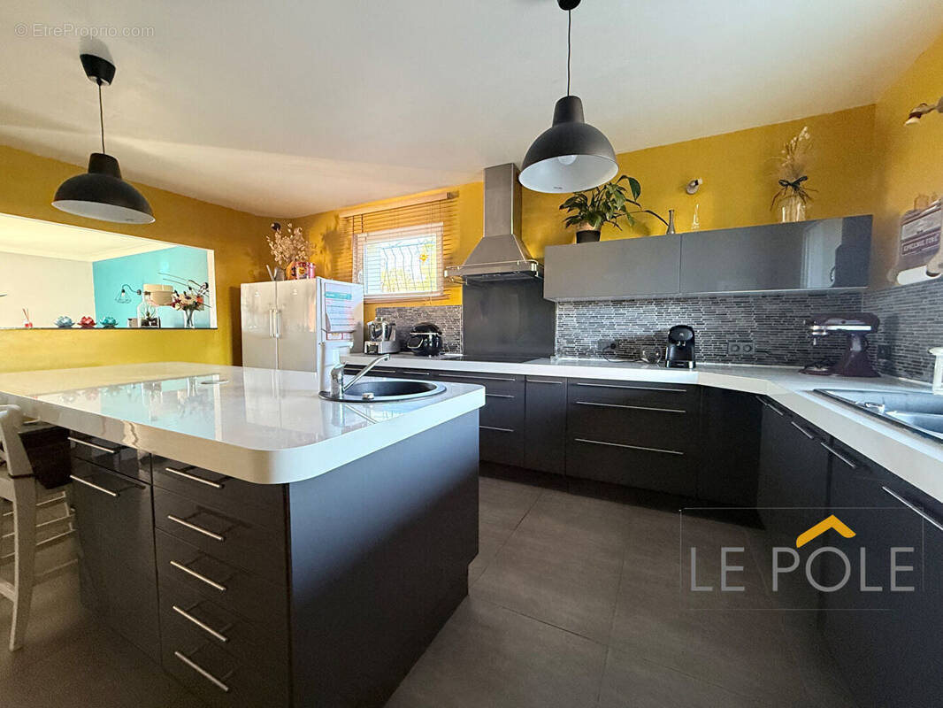 Maison à PIERRELATTE