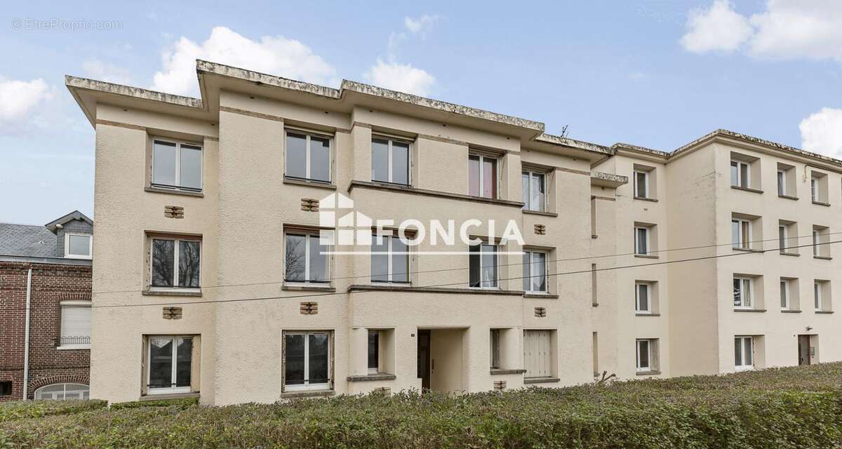 Appartement à MONT-SAINT-AIGNAN