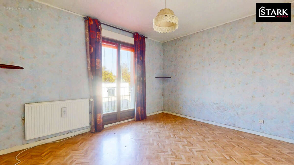 Maison à MAGNY-VERNOIS