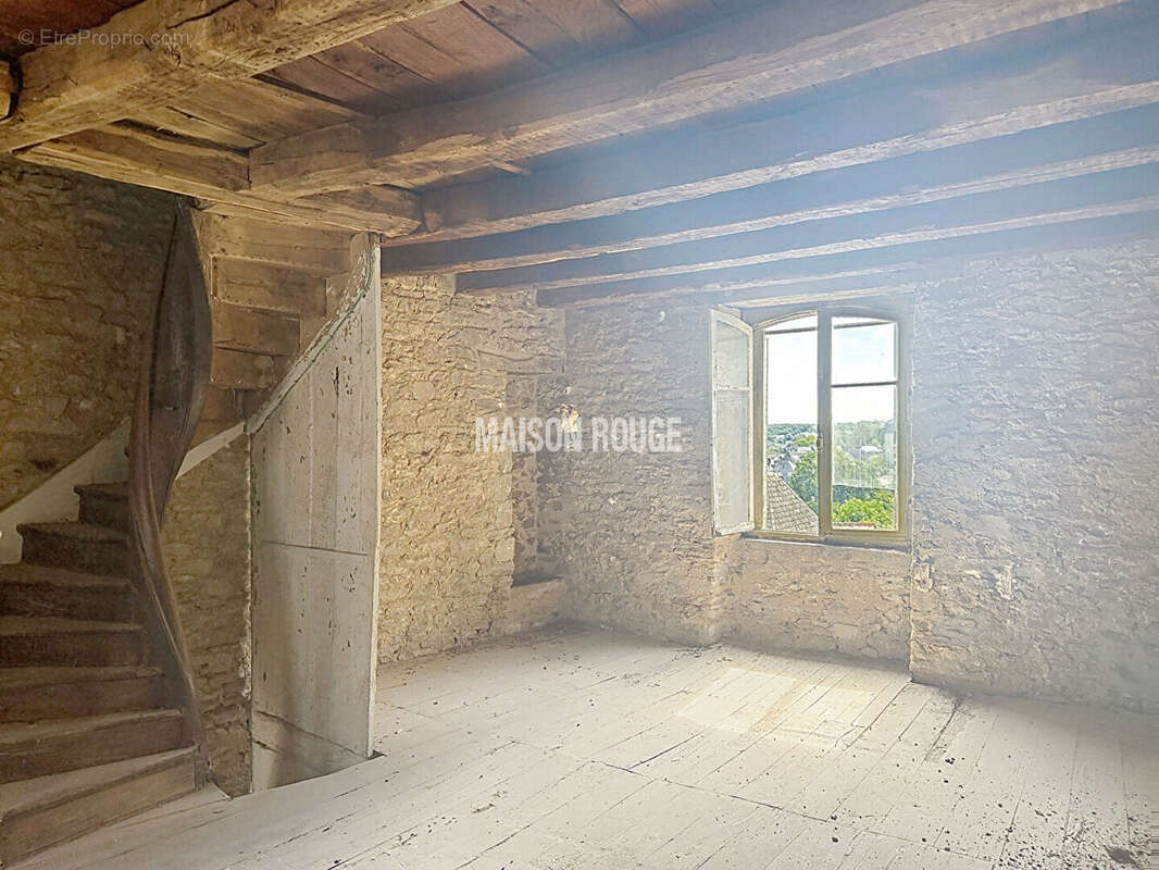 Immeuble centre de Dinan 170 m2 - photo 6
