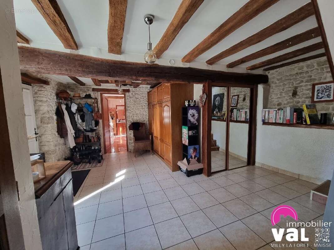 Maison 117 m² à Milly-La-Foret  - photo 6