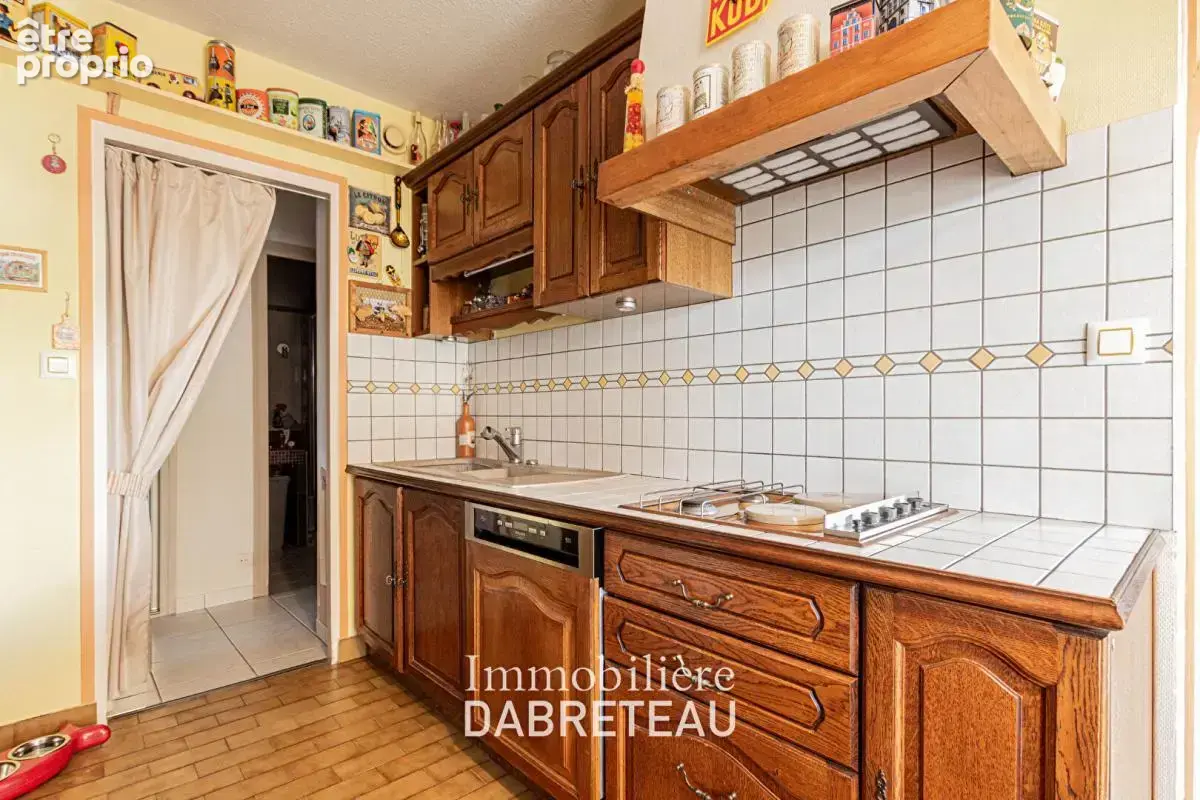 Appartement Decines Charpieu 4 pièce(s)  79m2 - photo 9