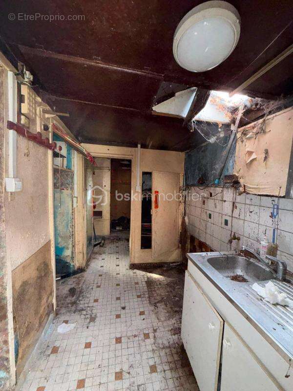  À vendre – Maison en pierre d’environ 120m2 à rénover entièrement - photo 6