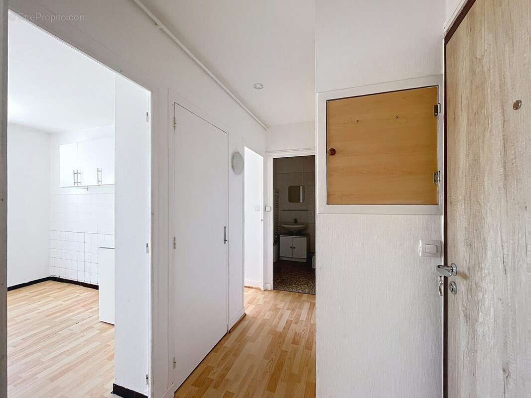 Appartement 41 m² à Sassenage  - photo 6