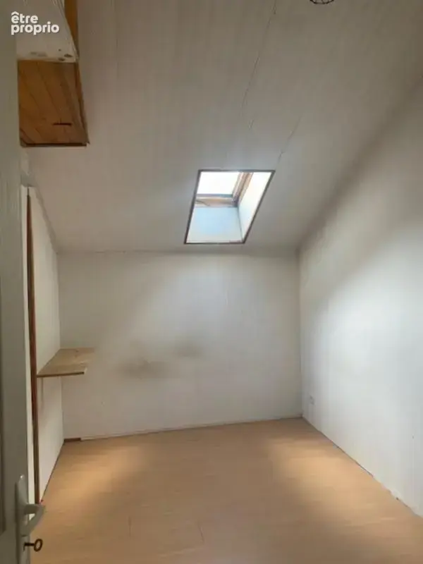Au cœur du village de Marthon, Bâtiment en pierres, ancien commerce, bar pizza,  avec logement au dessus - photo 10