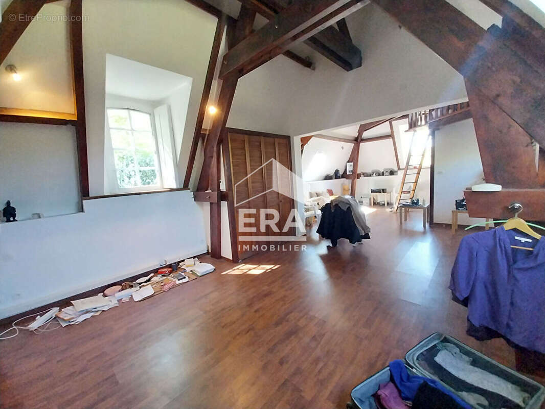 Maison à COUR-CHEVERNY