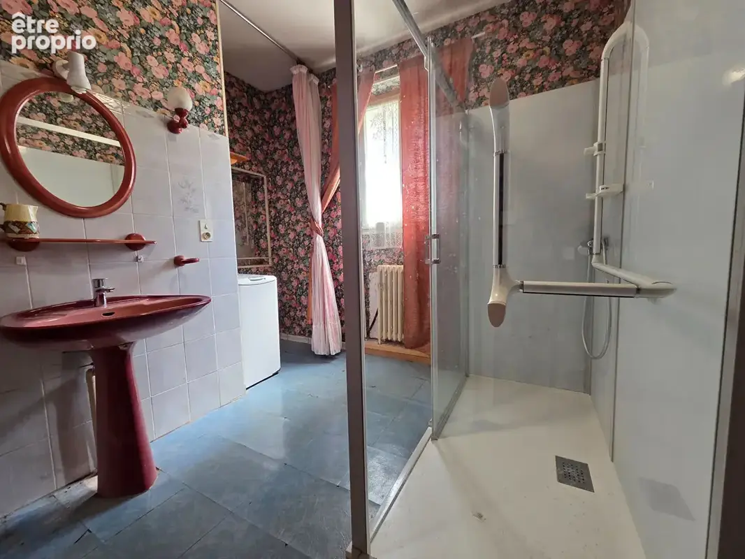 Maison individuelle, 3 chambres, centre de Bletterans - photo 7