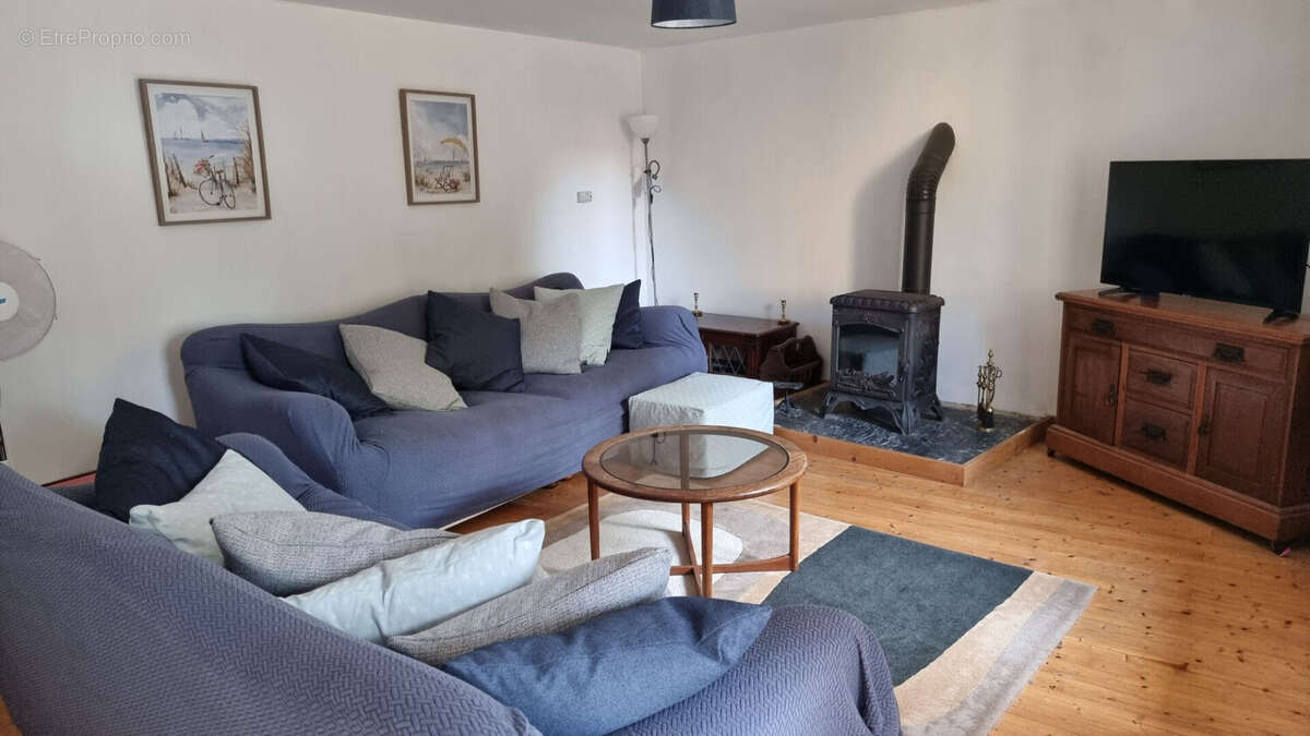 CÔTES D'ARMOR, Proche de Mur-de-Bretagne, Belle maison individuelle de 3/4 chambres, vendue meublée - photo 6
