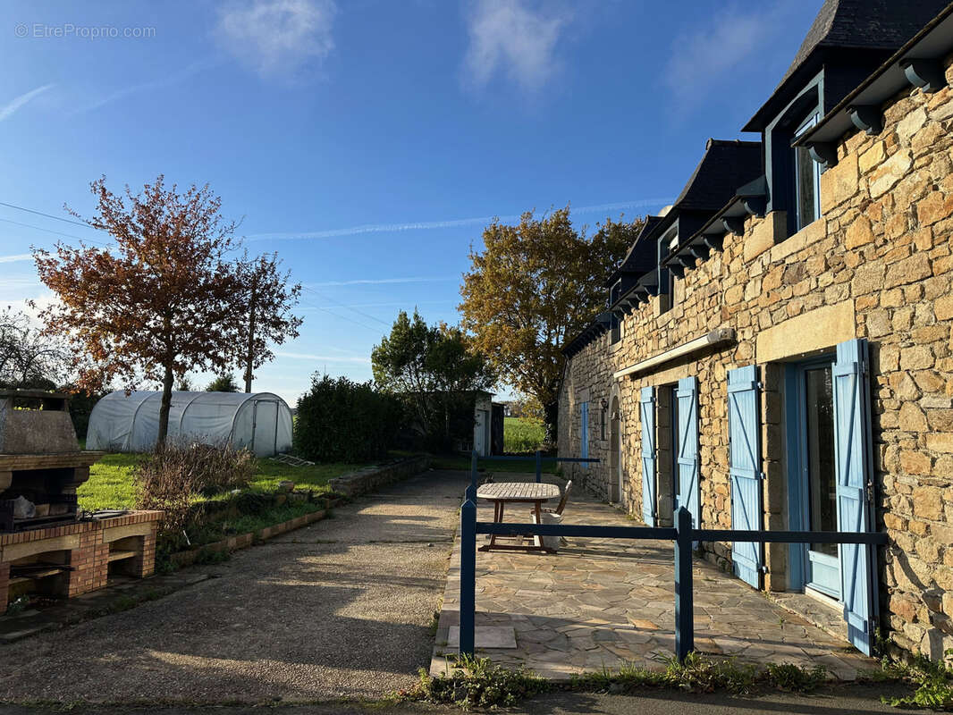 Maison à SAINT-POTAN