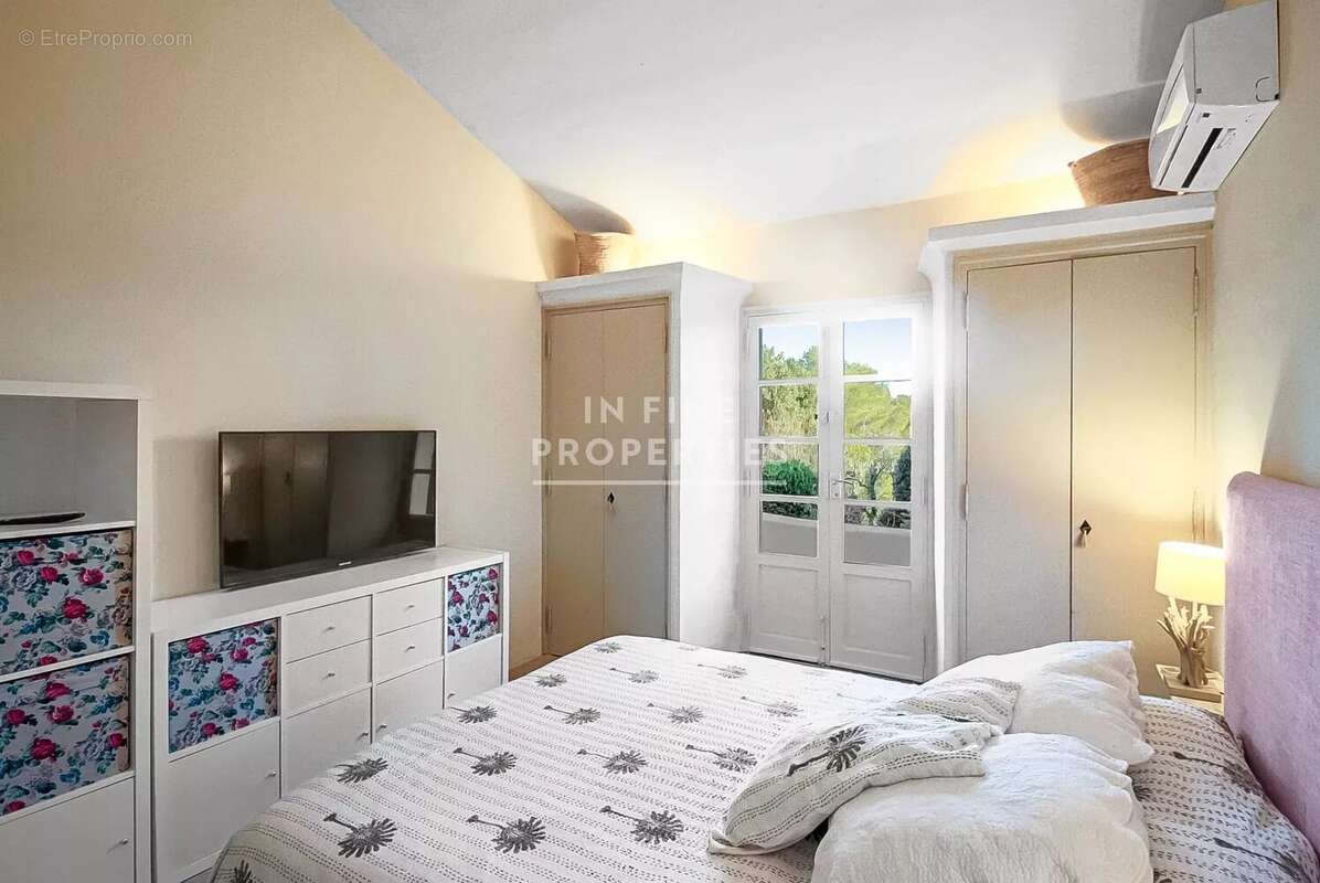 Maison à MOUANS-SARTOUX