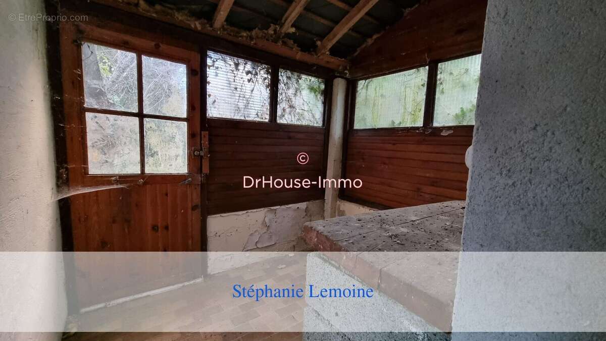 Maison 130 m² à La Foret-Du-Temple  - photo 5