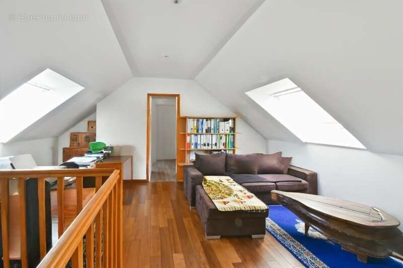 Maison à BALLAINVILLIERS