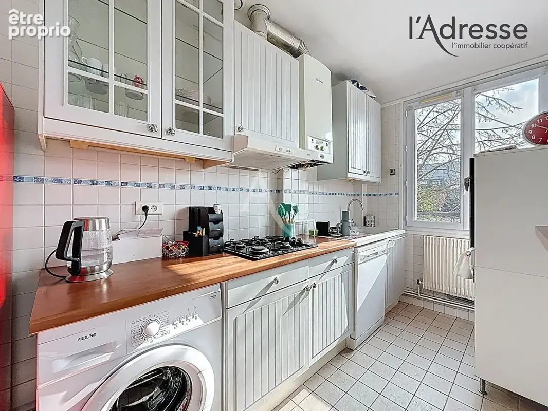 RUEIL-MALMAISON/ Avenue du Président Pompidou - Appartement 2 pièces 47m² - 1 Cave - photo 10