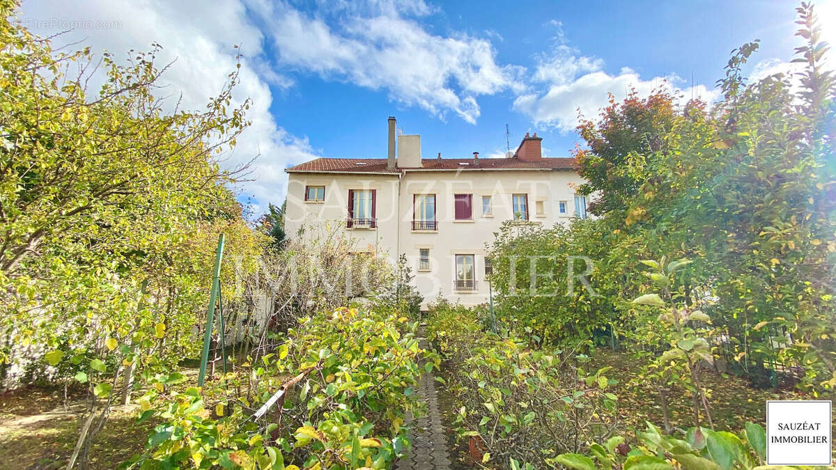 Maison à MONTGERON