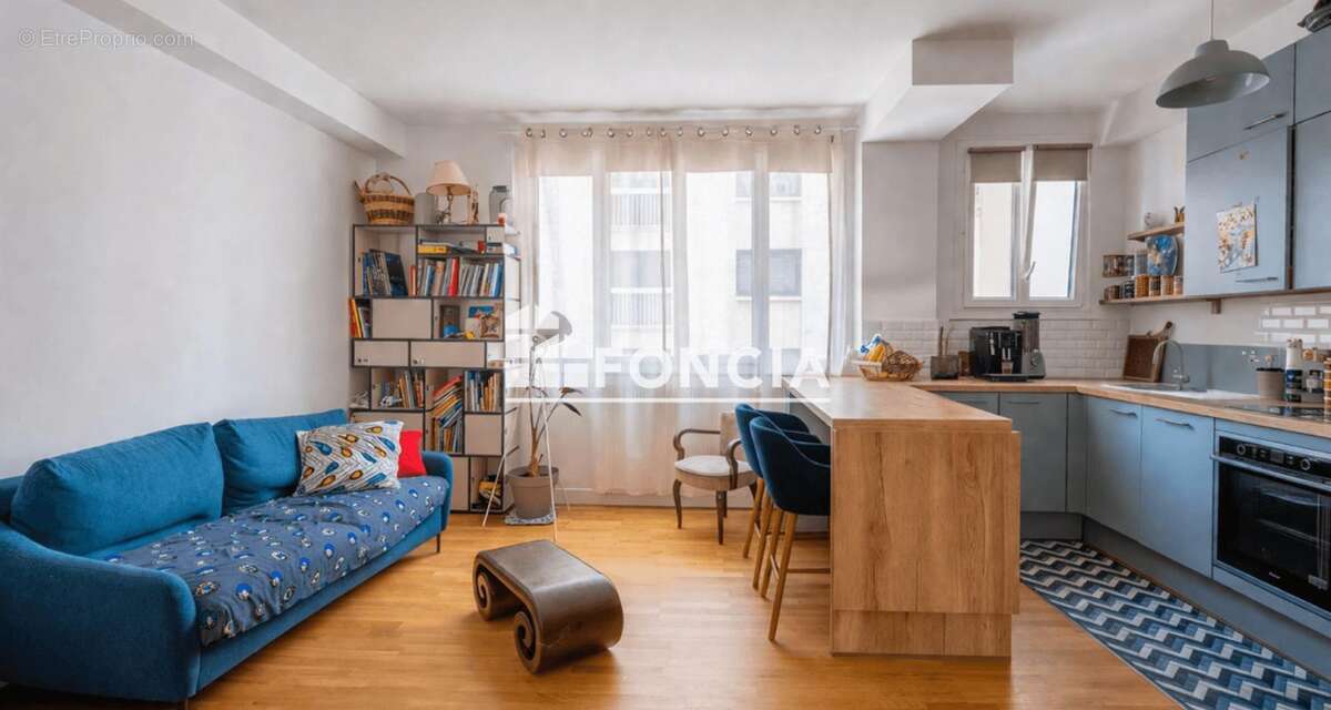 Appartement à PARIS-19E