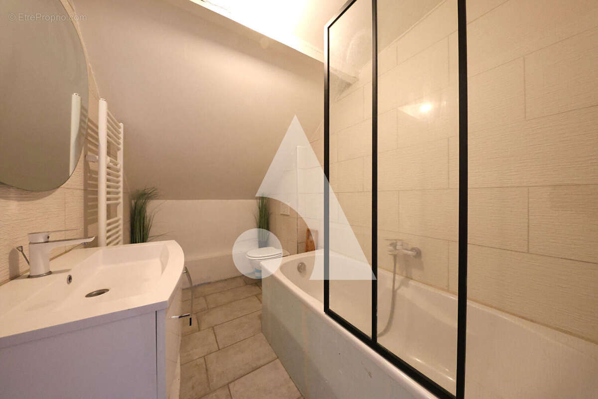 Maison à SAINTRY-SUR-SEINE