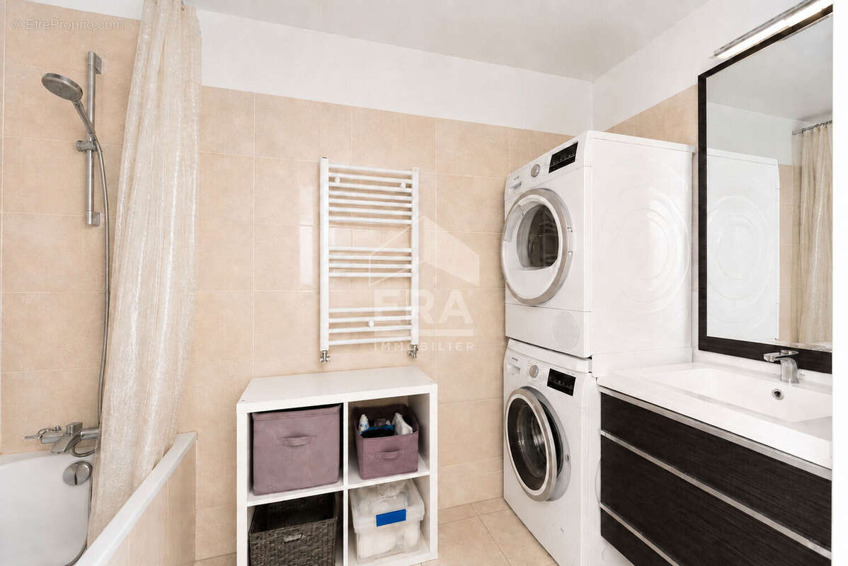 Appartement à ISSY-LES-MOULINEAUX