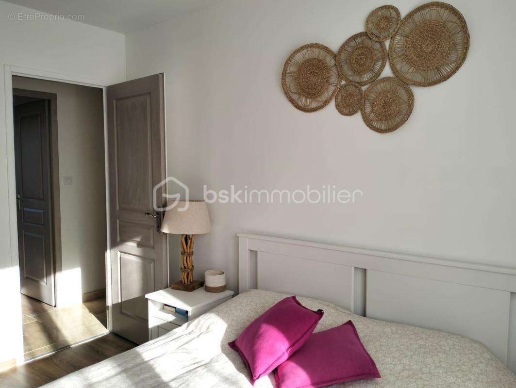 Maison à MONTREUIL-EN-TOURAINE