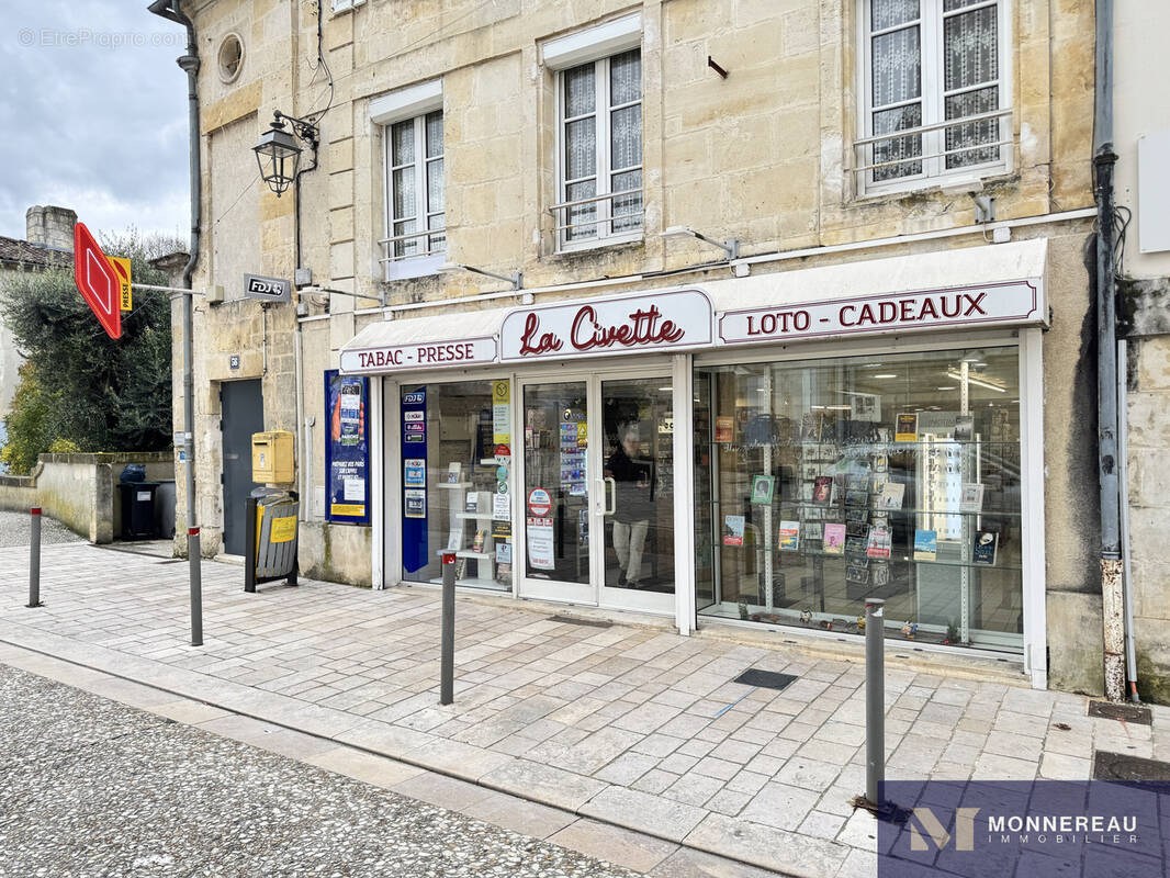 Commerce à JONZAC