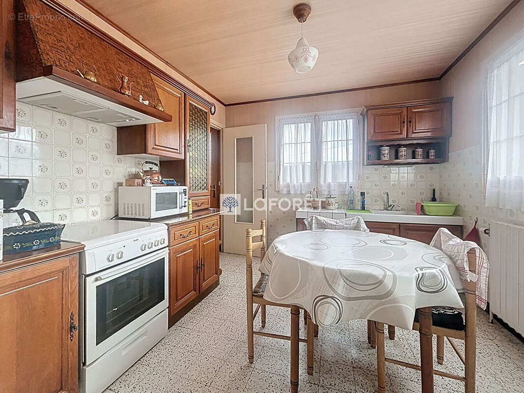 Maison à COUCY-LA-VILLE