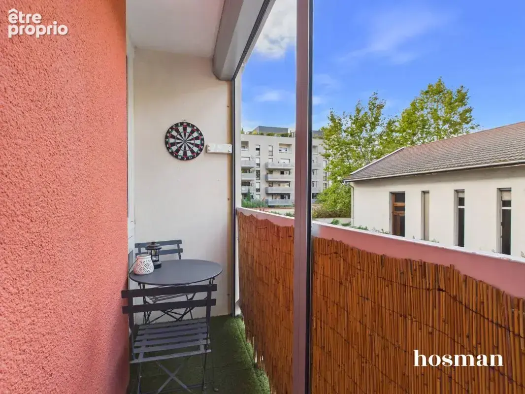 Agréable T3 bis de 70,95m² rue Richelieu à Villeurbanne, entièrement rénové -lumineux-traversant- deux balcons-un garage - photo 3