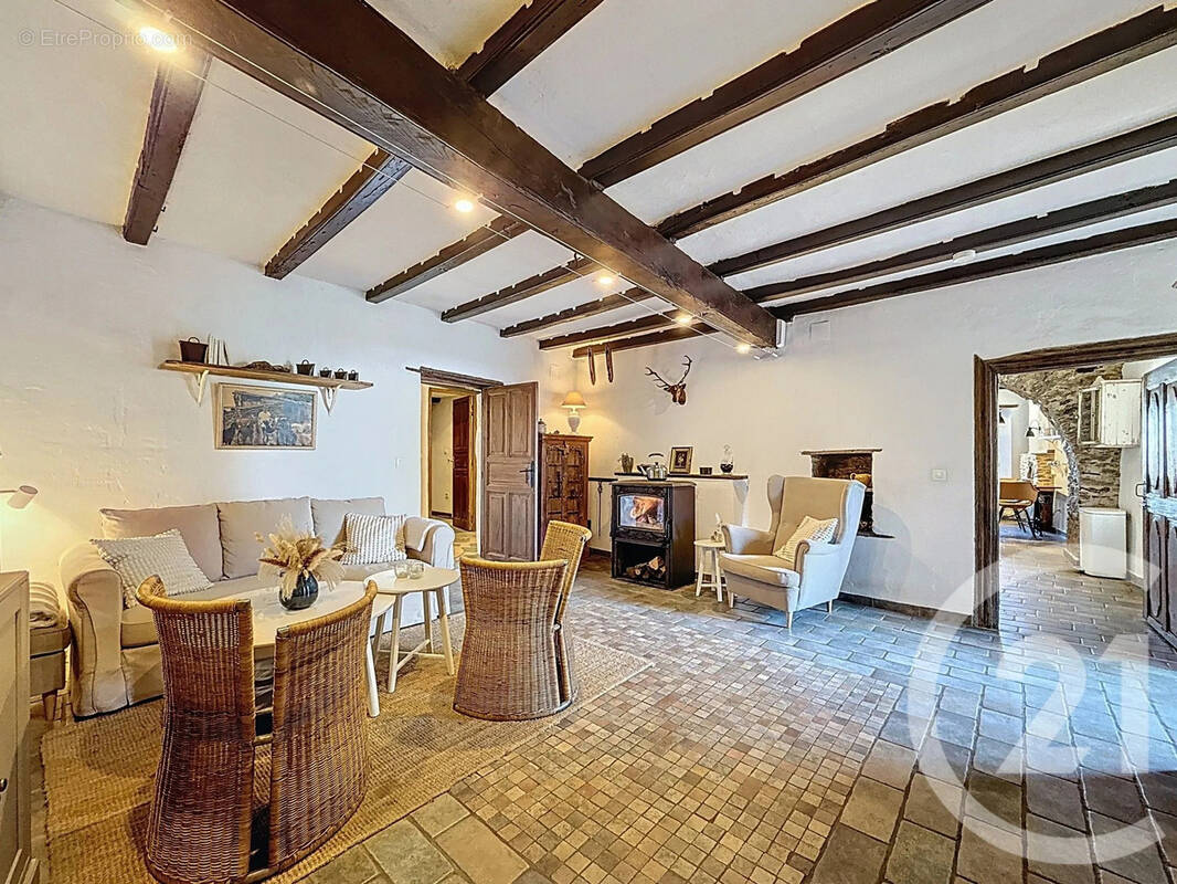 Maison à SAN-GIOVANNI-DI-MORIANI