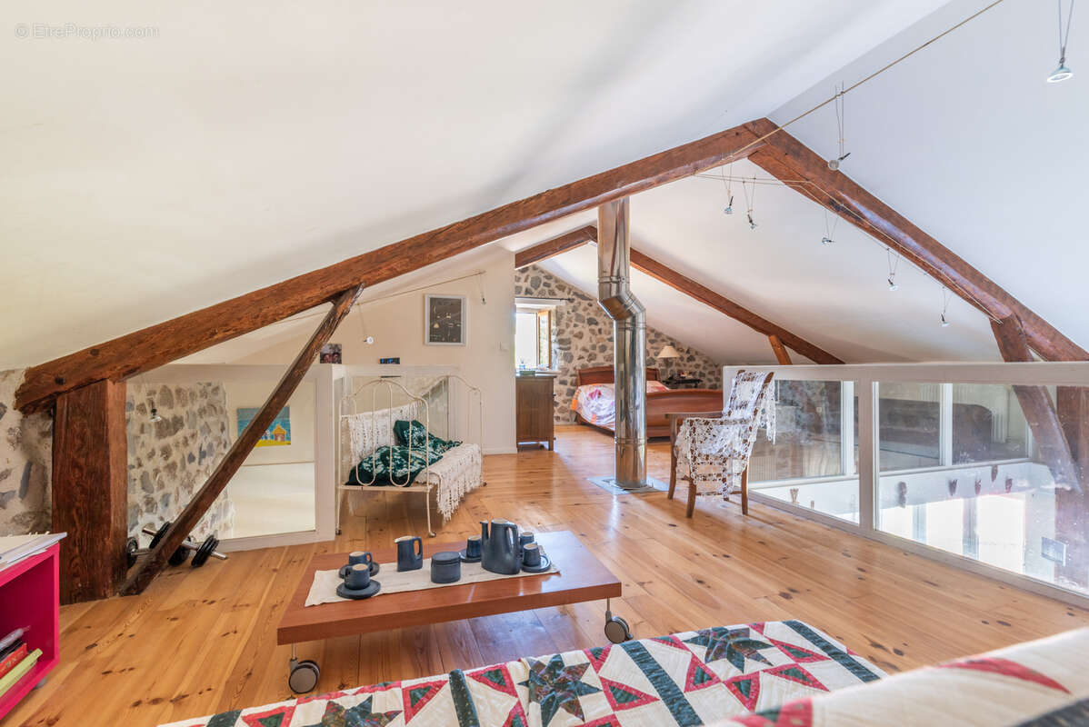 Maison à MONISTROL-D&#039;ALLIER