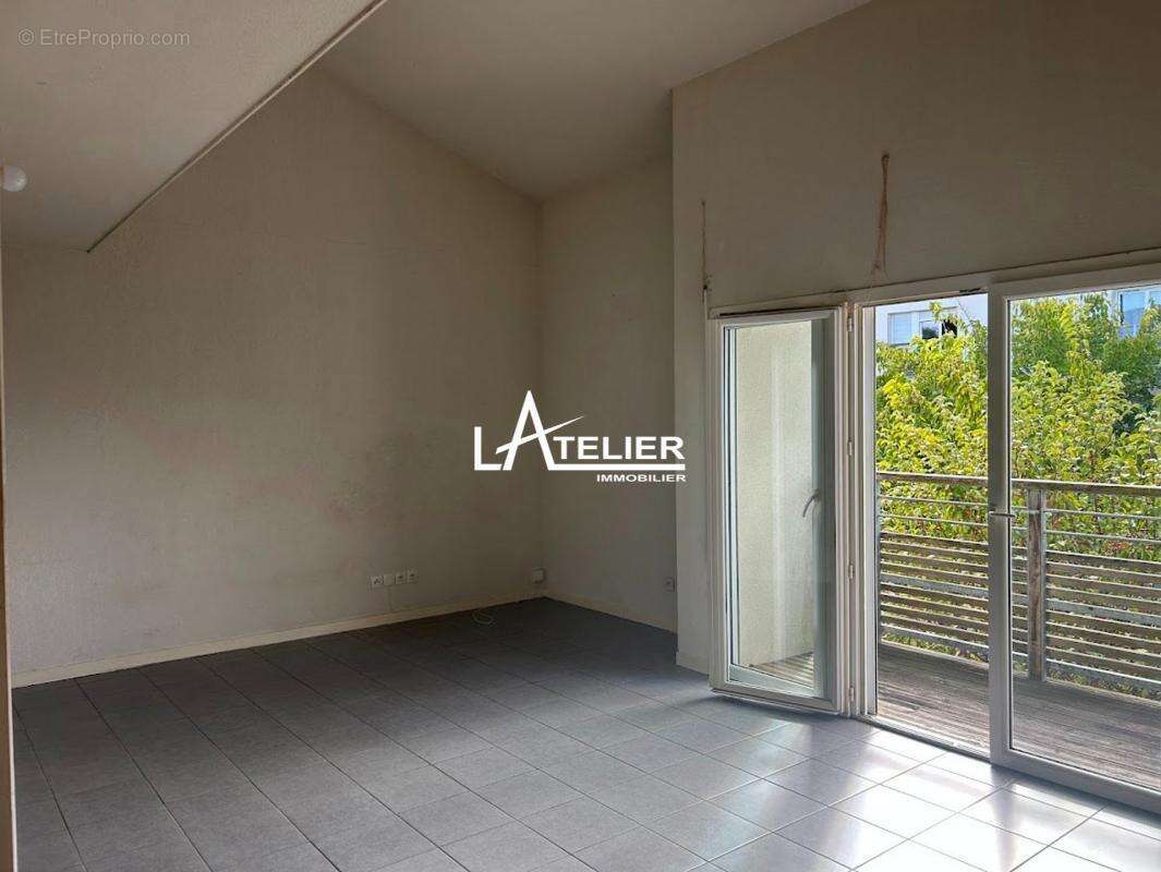 Appartement à LE HAILLAN