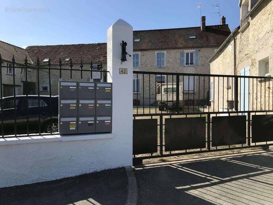 Appartement à LA CHAPELLE-MOUTILS