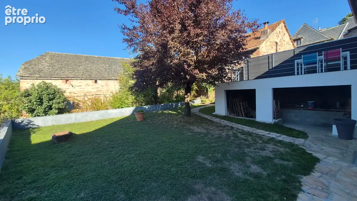 Ensemble de deux maisons sur une parcelle de 284 m² à 15 minutes d'Espalion - photo 8