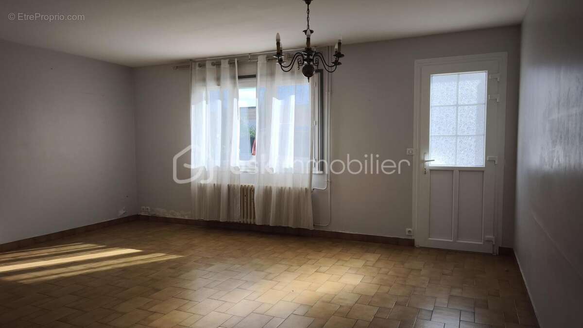 Maison à COULLONS