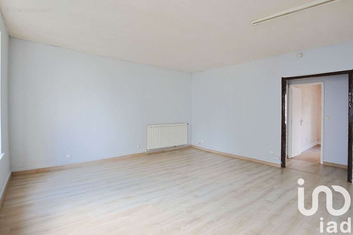 Photo 3 - Appartement à JARVILLE-LA-MALGRANGE