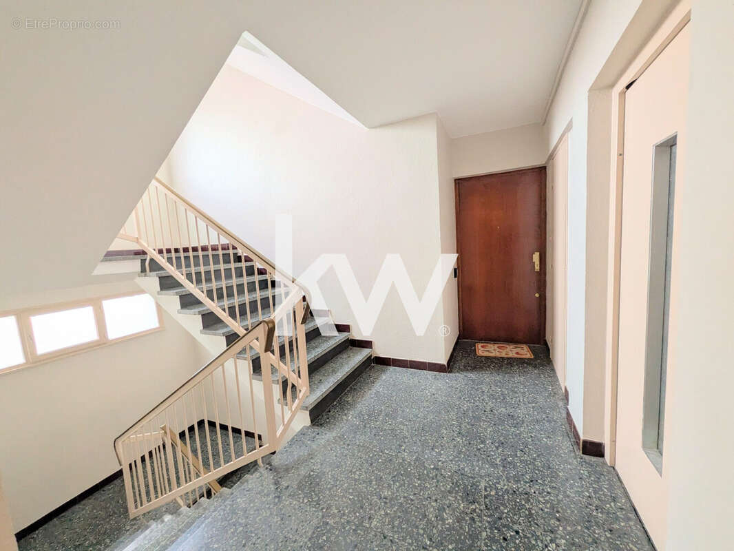 Appartement 91 m² à Saint-Chamond  - photo 9