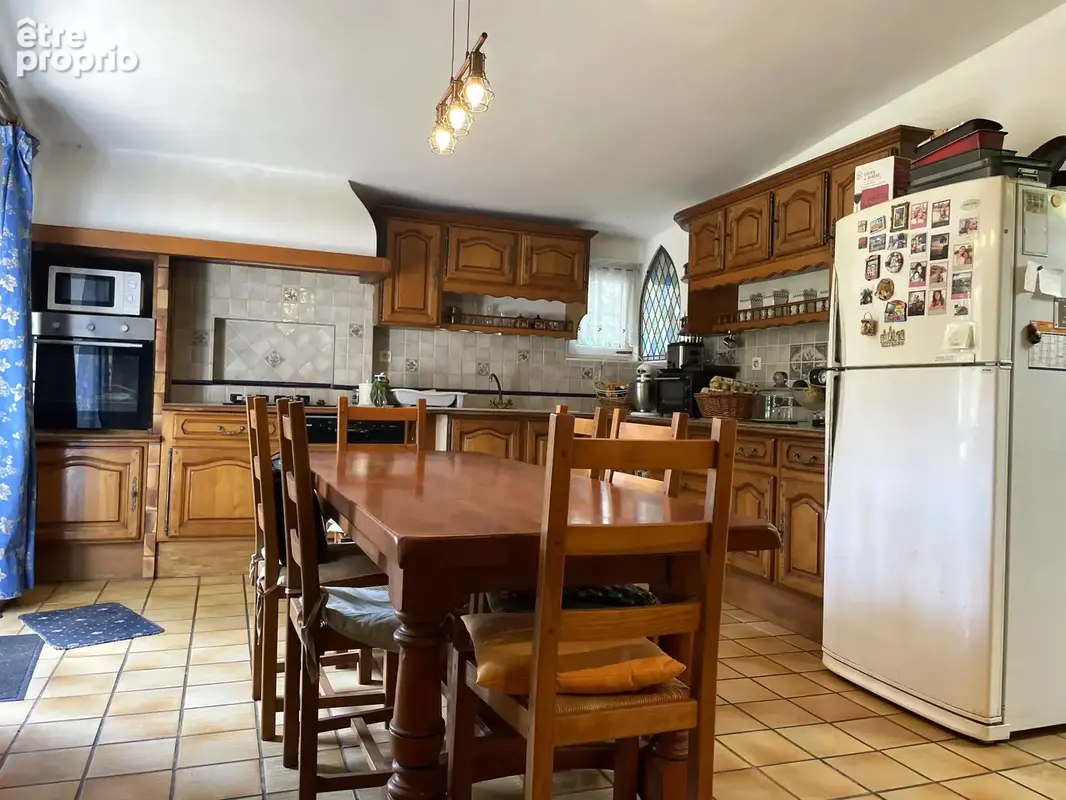Charmante propriété avec maison d’amis, jolis jardins et vue sur les vignes - photo 4