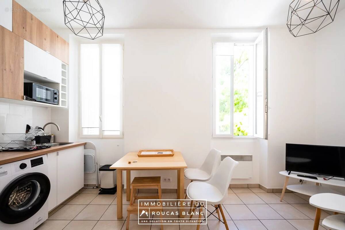 Appartement à MARSEILLE-6E