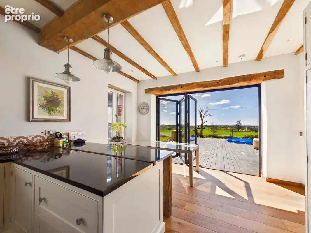 Près de Monestiés, ancien corps de ferme renové avec 3800 m²  de terrain - photo 5