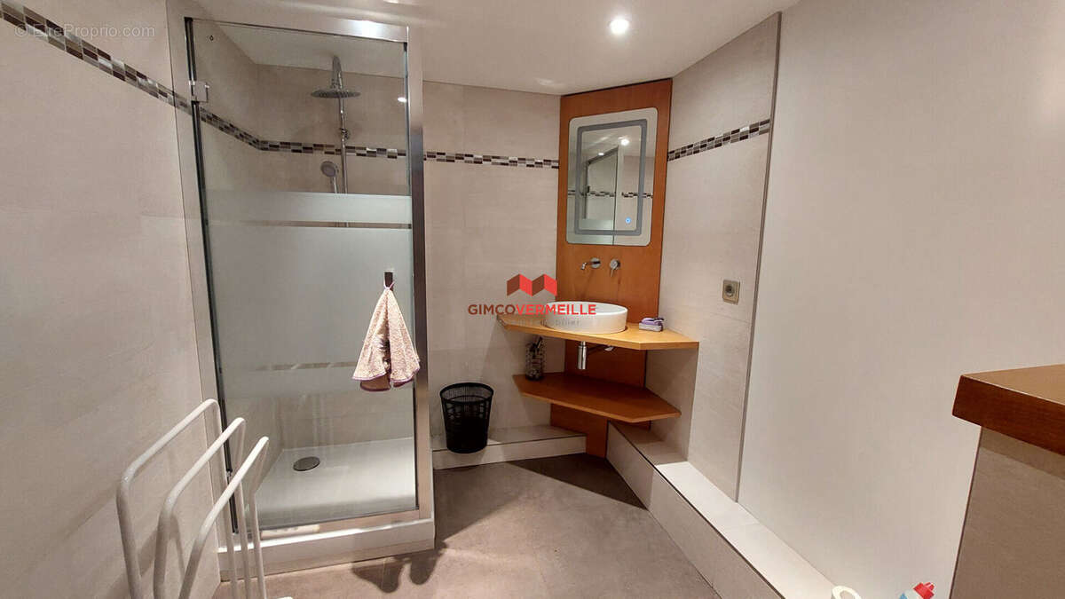 Maison à LA CELLE-SAINT-CLOUD