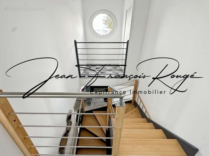 Maison contemporaine de 149 m² avec vie de plain-pied et à seulement 350 mètres de la plage !!! - photo 12