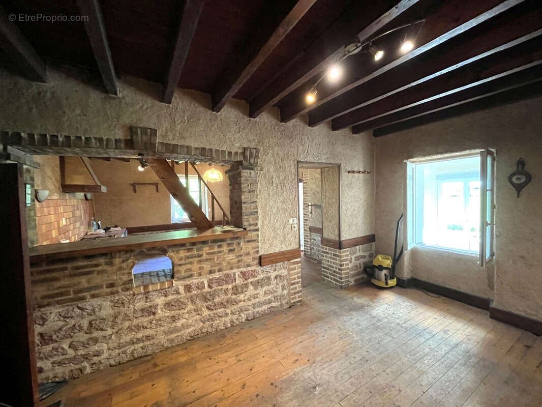 Maison à CUISERY