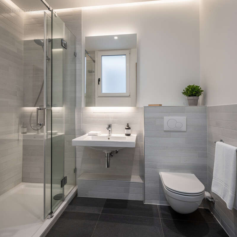 Appartement à ISSY-LES-MOULINEAUX