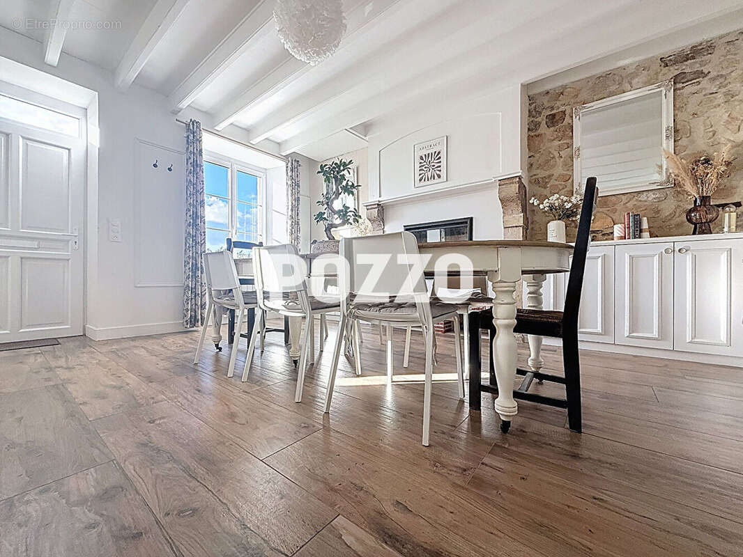 Maison à BRICQUEBEC