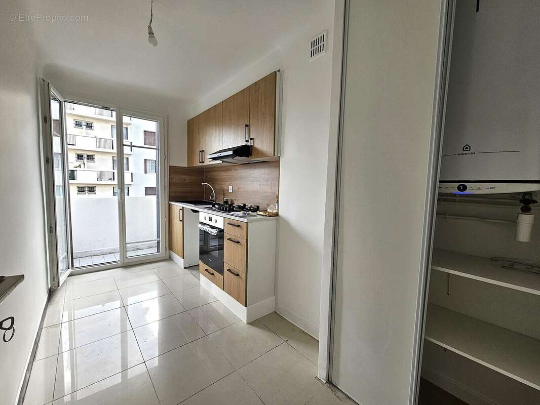 cuisine - Appartement à ROMAINVILLE