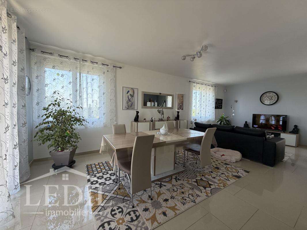 Maison rénovée avec vue exceptionnelle - photo 3