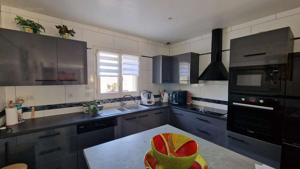 Maison 132 m² à Joue-Les-Tours  - photo 9